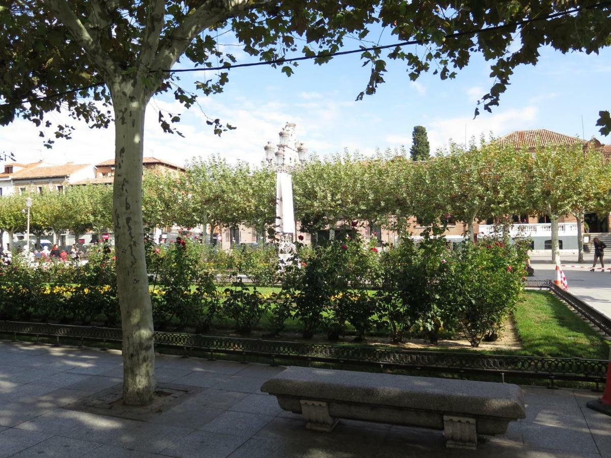La Casa Tahona Plaza De Cervantes 阿尔卡拉德荷那利斯 外观 照片
